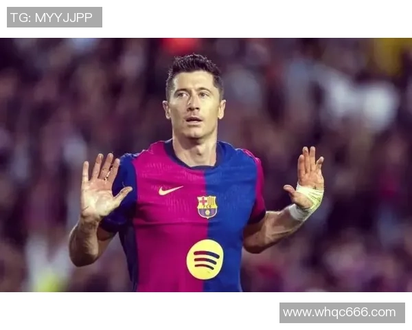 肚腩显现的足球明星们：那些曾经的锋线霸主如今的身材变化